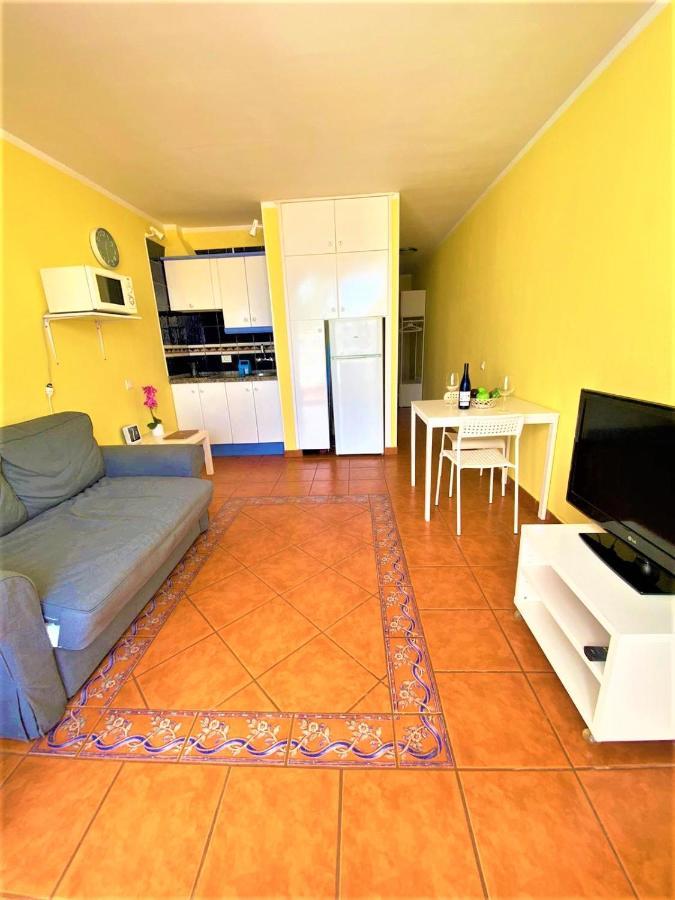 Cozy One Bedroom Apartment With Spacious Terrace. Pool And Garden View 코스타델실렌시오 외부 사진